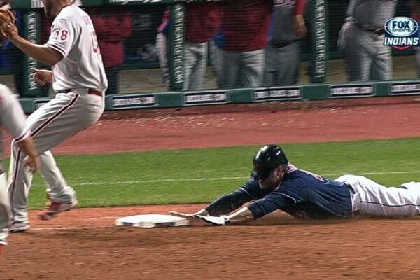 How to Slide into First Base Mlb the Show
